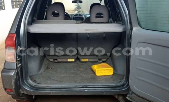 Ra Àlòkù Toyota RAV4 Silver Ọkọ̀ in Abomey Calavi ni Benin Ra Àlòkù Toyota RAV4 Silver Ọkọ̀ in Abomey Calavi ni Benin