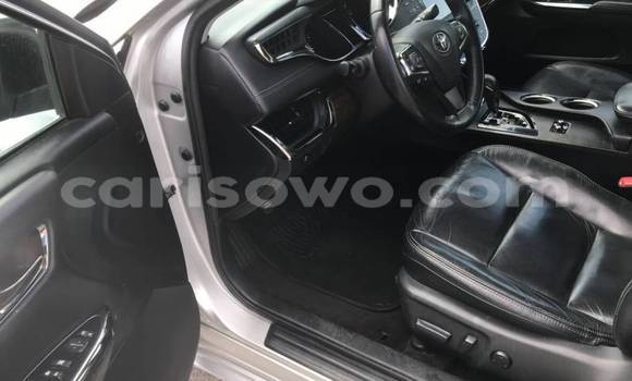 Acheter Import Voiture Toyota Avalon Gris à Abomey, Benin Acheter Import Voiture Toyota Avalon Gris à Abomey, Benin