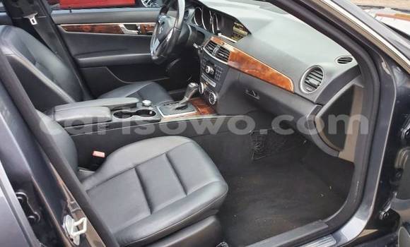 Acheter Import Voiture Mercedes-Benz 250 Gris à Porto Novo, Benin Acheter Import Voiture Mercedes-Benz 250 Gris à Porto Novo, Benin