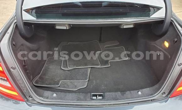 Acheter Import Voiture Mercedes-Benz 250 Gris à Porto Novo, Benin Acheter Import Voiture Mercedes-Benz 250 Gris à Porto Novo, Benin