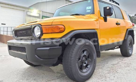 Acheter Import Voiture Toyota FJ Cruiser Autre à Abomey, Benin Acheter Import Voiture Toyota FJ Cruiser Autre à Abomey, Benin