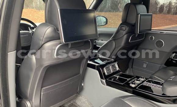 Acheter Import Voiture Land Rover Range Rover Noir à Cotonou, Benin Acheter Import Voiture Land Rover Range Rover Noir à Cotonou, Benin
