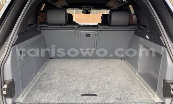 Acheter Import Voiture Land Rover Range Rover Noir à Cotonou, Benin Acheter Import Voiture Land Rover Range Rover Noir à Cotonou, Benin