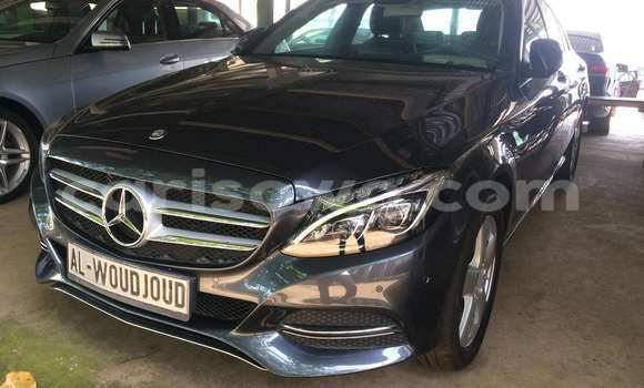 Buy Used Mercedes-Benz 200 Black Car in Porto Novo in Benign Buy Used Mercedes-Benz 200 Black Car in Porto Novo in Benign