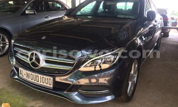 Buy Used Mercedes-Benz 200 Black Car in Porto Novo in Benign Buy Used Mercedes-Benz 200 Black Car in Porto Novo in Benign