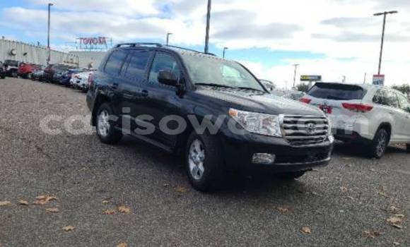 Acheter Import Voiture Toyota Land Cruiser Noir à Malanville, Benin Acheter Import Voiture Toyota Land Cruiser Noir à Malanville, Benin