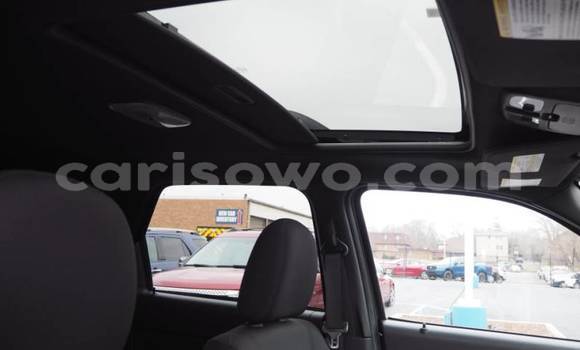 Acheter Import Voiture Ford Escape Noir à Porto Novo, Benin Acheter Import Voiture Ford Escape Noir à Porto Novo, Benin