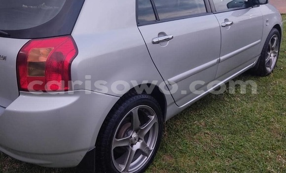 Sayi Na hannu Toyota Corolla Azurfa Mota in Abomey Calavi a Benin Sayi Na hannu Toyota Corolla Azurfa Mota in Abomey Calavi a Benin