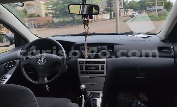 Sayi Na hannu Toyota Corolla Azurfa Mota in Abomey Calavi a Benin Sayi Na hannu Toyota Corolla Azurfa Mota in Abomey Calavi a Benin