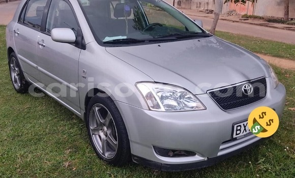 Sayi Na hannu Toyota Corolla Azurfa Mota in Abomey Calavi a Benin Sayi Na hannu Toyota Corolla Azurfa Mota in Abomey Calavi a Benin