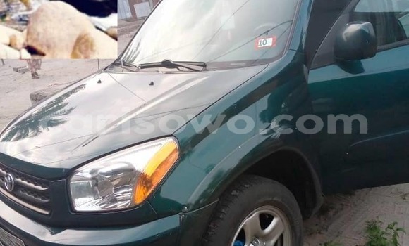 Acheter Occasion Voiture Toyota RAV4 Vert à Abomey Calavi, Benin Acheter Occasion Voiture Toyota RAV4 Vert à Abomey Calavi, Benin