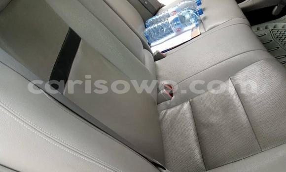 Sayi Na hannu Toyota Camry Azurfa Mota in Abomey Calavi a Benin Sayi Na hannu Toyota Camry Azurfa Mota in Abomey Calavi a Benin