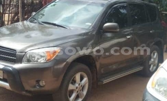 Acheter Occasion Voiture Toyota RAV4 Gris à Abomey Calavi, Benin