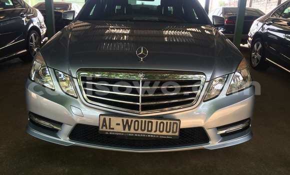 Acheter Occasion Voiture Mercedes-Benz E–Class Gris à Porto Novo, Benin Acheter Occasion Voiture Mercedes-Benz E–Class Gris à Porto Novo, Benin