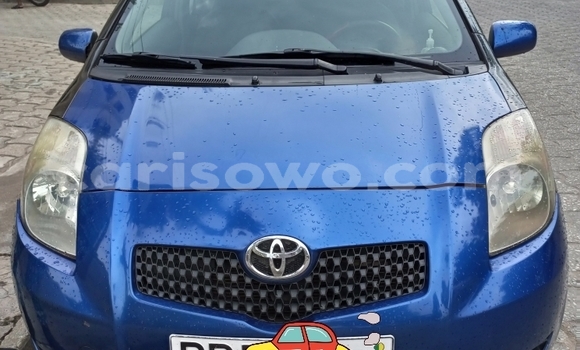 Acheter Occasion Voiture Toyota Yaris Bleu à Cotonou, Benin