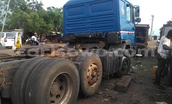 Acheter Occasion Utilitaire Man Silent Bleu à Abomey Calavi, Benin Acheter Occasion Utilitaire Man Silent Bleu à Abomey Calavi, Benin