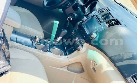 Acheter Occasion Voiture Toyota Highlander Blanc à Cotonou, Benin Acheter Occasion Voiture Toyota Highlander Blanc à Cotonou, Benin