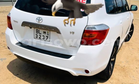 Acheter Occasion Voiture Toyota Highlander Blanc à Cotonou, Benin Acheter Occasion Voiture Toyota Highlander Blanc à Cotonou, Benin