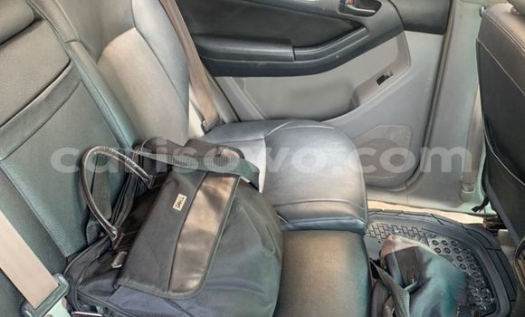 Ra Àlòkù Toyota 4Runner Black Ọkọ̀ in Cotonou ni Benin Ra Àlòkù Toyota 4Runner Black Ọkọ̀ in Cotonou ni Benin