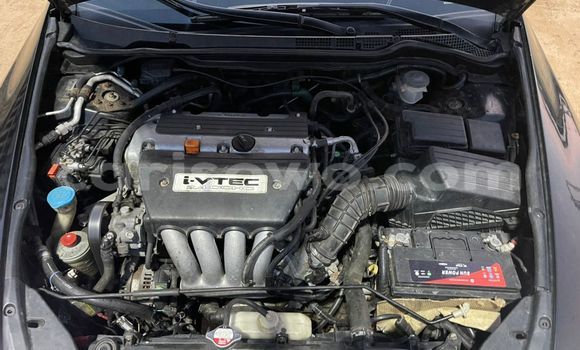 Ra Àlòkù Honda Accord Black Ọkọ̀ in Cotonou ni Benin Ra Àlòkù Honda Accord Black Ọkọ̀ in Cotonou ni Benin