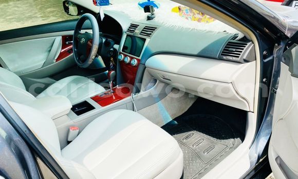 Ra Àlòkù Toyota Camry Black Ọkọ̀ in Cotonou ni Benin Ra Àlòkù Toyota Camry Black Ọkọ̀ in Cotonou ni Benin