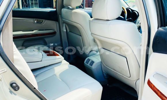 Acheter Occasion Voiture Lexus RX 330 Gris à Cotonou, Benin Acheter Occasion Voiture Lexus RX 330 Gris à Cotonou, Benin