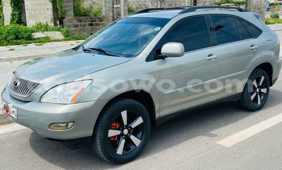 Acheter Occasion Voiture Lexus RX 330 Gris à Cotonou, Benin Acheter Occasion Voiture Lexus RX 330 Gris à Cotonou, Benin