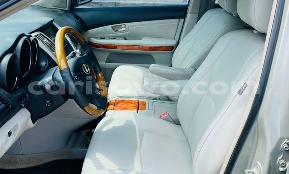 Acheter Occasion Voiture Lexus RX 330 Gris à Cotonou, Benin Acheter Occasion Voiture Lexus RX 330 Gris à Cotonou, Benin