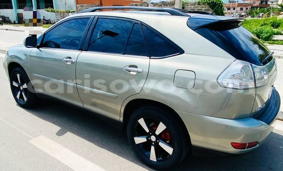 Acheter Occasion Voiture Lexus RX 330 Gris à Cotonou, Benin Acheter Occasion Voiture Lexus RX 330 Gris à Cotonou, Benin