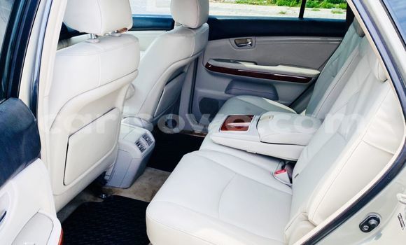 Acheter Occasion Voiture Lexus RX 330 Gris à Cotonou, Benin Acheter Occasion Voiture Lexus RX 330 Gris à Cotonou, Benin