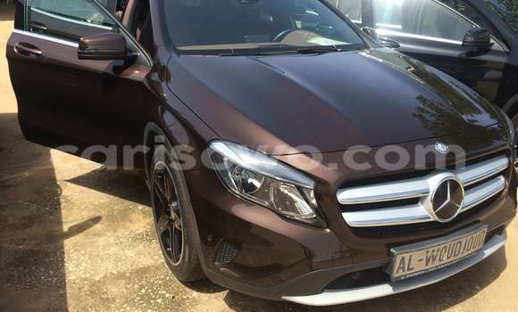 Acheter Occasion Voiture Mercedes-Benz GL–Class Marron à Savalou, Benin Acheter Occasion Voiture Mercedes-Benz GL–Class Marron à Savalou, Benin