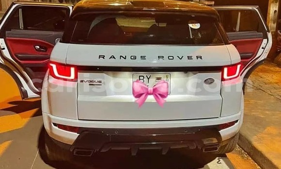 Buy Used Land Rover Range Rover Evoque White Car in Cotonou in Benign