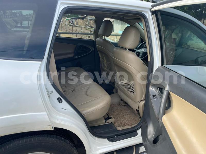 Big with watermark toyota rav4 benin cotonou 12035