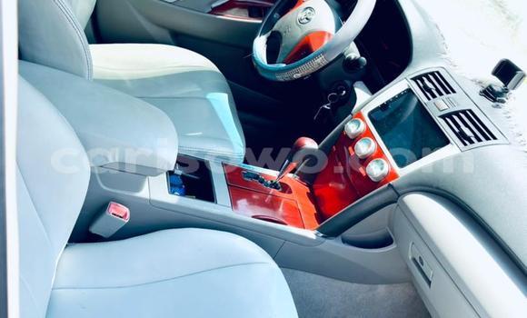 Ra Àlòkù Toyota Camry Silver Ọkọ̀ in Cotonou ni Benin Ra Àlòkù Toyota Camry Silver Ọkọ̀ in Cotonou ni Benin