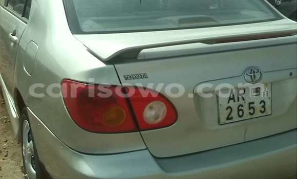 Acheter Occasion Voiture Toyota Corolla Vert à Abomey Calavi, Benin Acheter Occasion Voiture Toyota Corolla Vert à Abomey Calavi, Benin