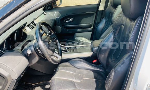 Acheter Occasion Voiture Land Rover Range Rover Evoque Blanc à Cotonou, Benin Acheter Occasion Voiture Land Rover Range Rover Evoque Blanc à Cotonou, Benin