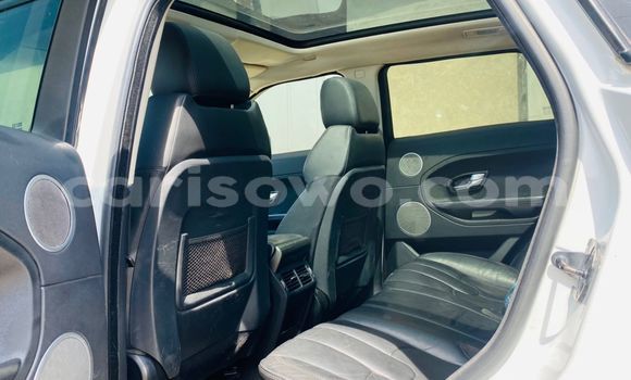 Acheter Occasion Voiture Land Rover Range Rover Evoque Blanc à Cotonou, Benin Acheter Occasion Voiture Land Rover Range Rover Evoque Blanc à Cotonou, Benin