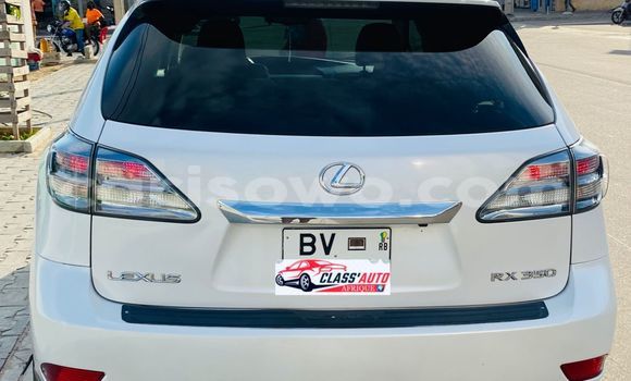Acheter Occasion Voiture Lexus RX 350 Blanc à Cotonou, Benin Acheter Occasion Voiture Lexus RX 350 Blanc à Cotonou, Benin