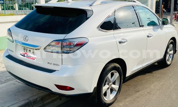 Acheter Occasion Voiture Lexus RX 350 Blanc à Cotonou, Benin Acheter Occasion Voiture Lexus RX 350 Blanc à Cotonou, Benin