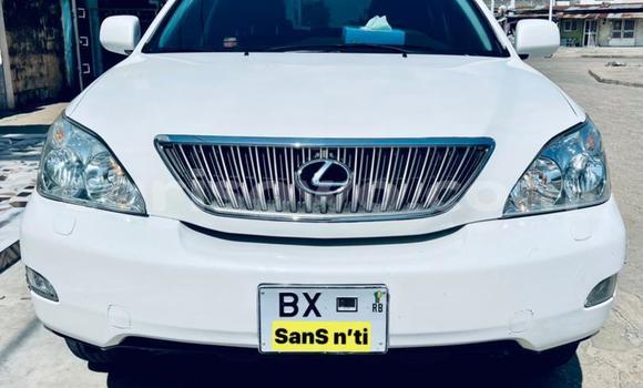 Acheter Occasion Voiture Lexus RX 330 Blanc à Cotonou, Benin Acheter Occasion Voiture Lexus RX 330 Blanc à Cotonou, Benin