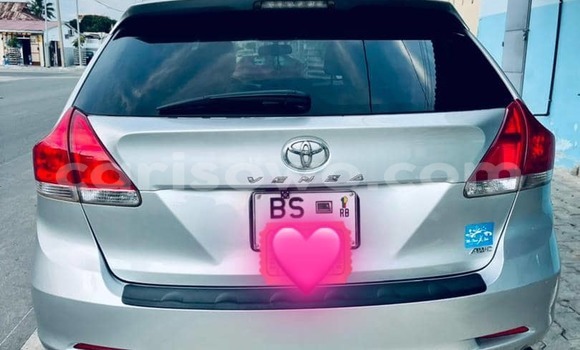Buy Used Toyota Venza Silver Car in Cotonou in Benign