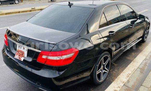 Sayi Na hannu Mercedes-Benz E-klasse AMG Black Mota in Cotonou a Benin Sayi Na hannu Mercedes-Benz E-klasse AMG Black Mota in Cotonou a Benin