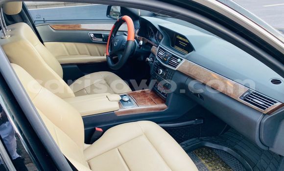 Sayi Na hannu Mercedes-Benz E-klasse AMG Black Mota in Cotonou a Benin Sayi Na hannu Mercedes-Benz E-klasse AMG Black Mota in Cotonou a Benin