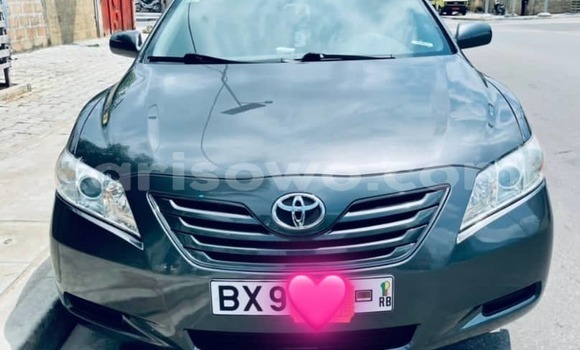 Ra Tuntun Toyota Camry Miiran Ọkọ̀ in Cotonou ni Benin Ra Tuntun Toyota Camry Miiran Ọkọ̀ in Cotonou ni Benin