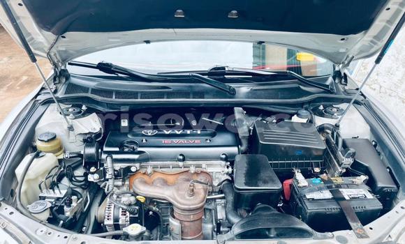 Ra Tuntun Toyota Camry Silver Ọkọ̀ in Cotonou ni Benin Ra Tuntun Toyota Camry Silver Ọkọ̀ in Cotonou ni Benin