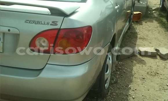 Acheter Occasion Voiture Toyota Corolla Vert à Abomey Calavi, Benin Acheter Occasion Voiture Toyota Corolla Vert à Abomey Calavi, Benin