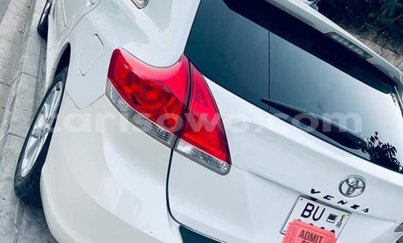 Buy Used Toyota Venza White Car in Cotonou in Benign Buy Used Toyota Venza White Car in Cotonou in Benign