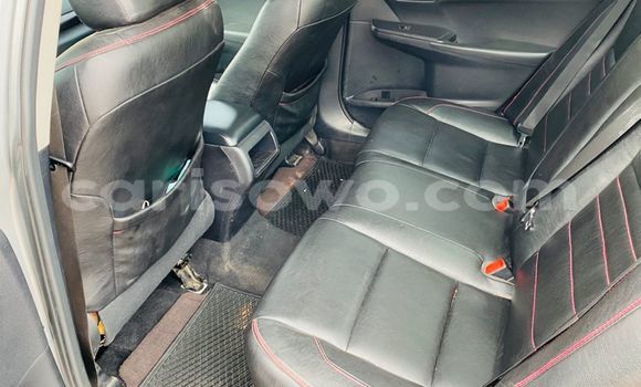 Sayi Na hannu Toyota Camry Azurfa Mota in Cotonou a Benin Sayi Na hannu Toyota Camry Azurfa Mota in Cotonou a Benin