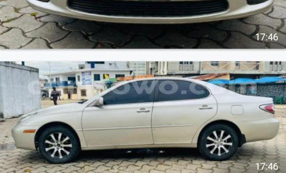 Acheter Occasion Voiture Lexus ES 300 Beige à Cotonou, Benin