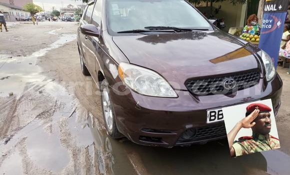 Sayi Na hannu Toyota Matrix Brown Mota in Cotonou a Benin Sayi Na hannu Toyota Matrix Brown Mota in Cotonou a Benin